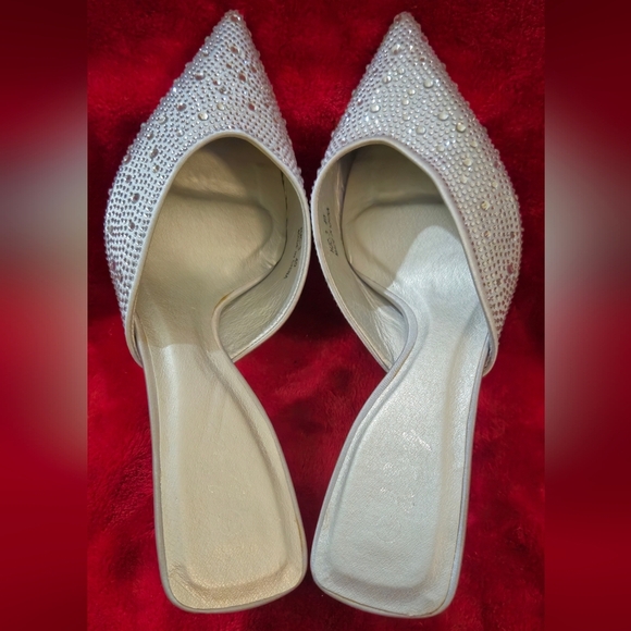 h & y Silver Rhinestone Embellished Mules - Size 9/40 - Picture 2 of 6
